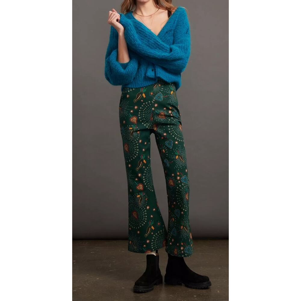 Anthropologie x Farm Rio Fernanda in Green Toucan Heart Crop Flare Pants XS